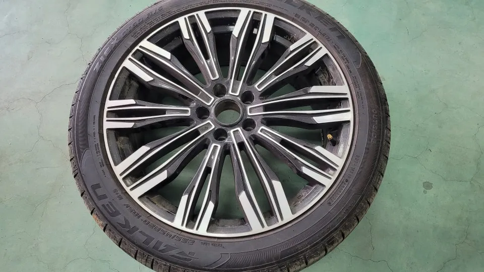 Hyundai Santa Fe TM Wheel Repair & Painting Review