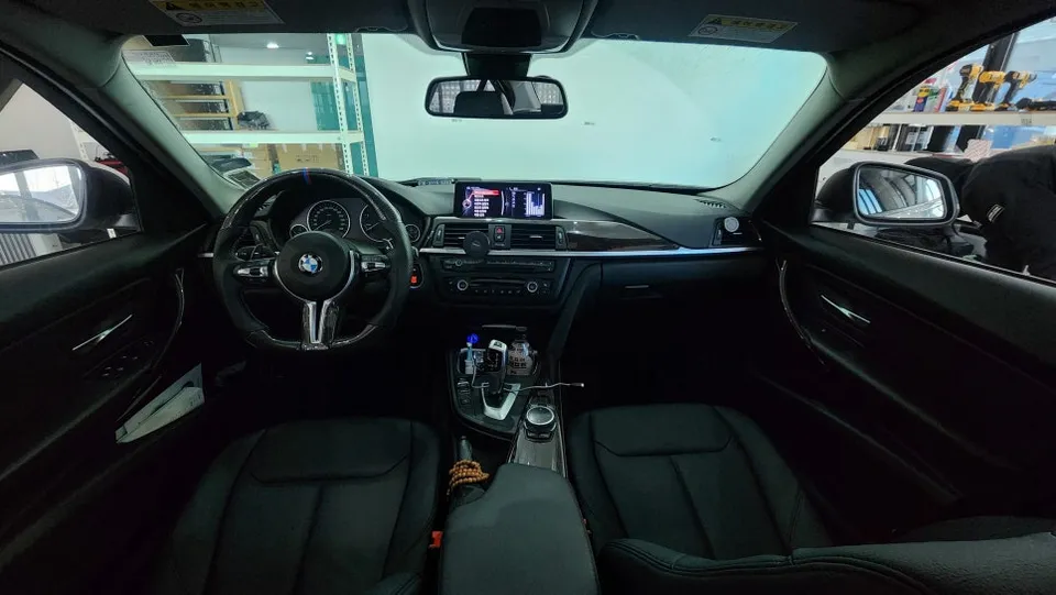 BMW 3 Series F30 ambient lighting - BMW 3 Series F30 Ambient Lighting Review - Cost & Results photo 2