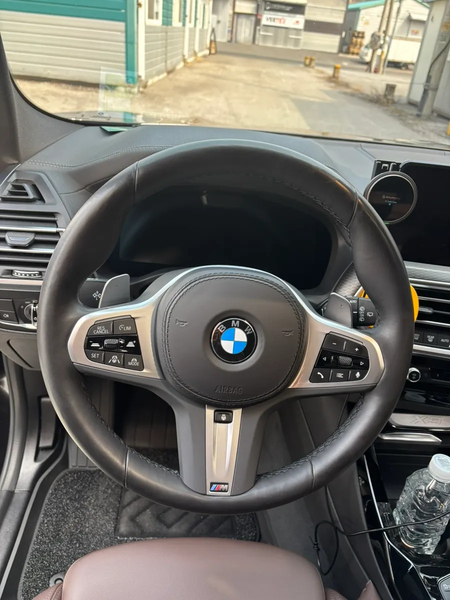 BMW X3 G01 steering wheel - BMW X3 G01 Steering Wheel Leather Replacement Review photo 4