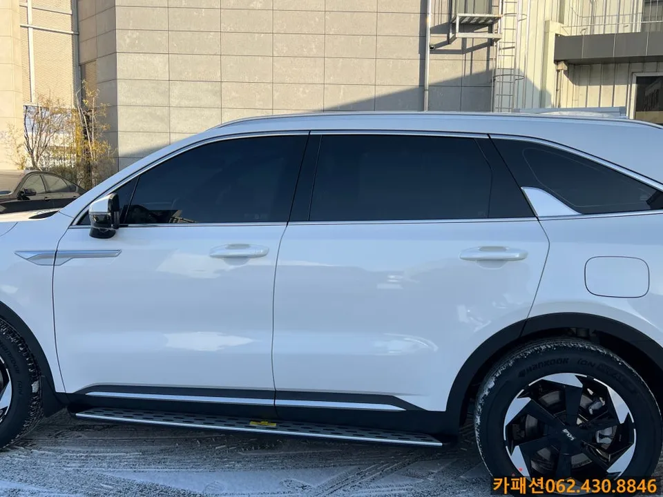 Kia Sorento MQ4のカーフィルム施工事例|費用目安・仕上がり 施工写真 3-3