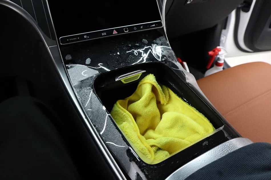 Mercedes-Benz GLCのPPF施工事例|韓国での実例 施工写真 3-2