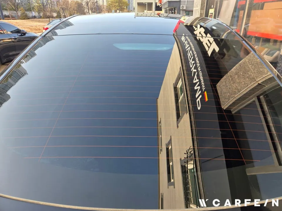Tesla Teslaのカーフィルム施工事例|費用目安・仕上がり 施工写真 1-3