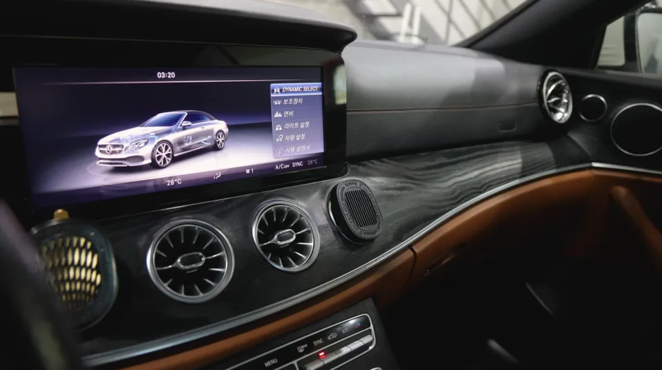 Mercedes-Benz E-Class Ambient Lighting Upgrade — Enhanced Interio photo 3