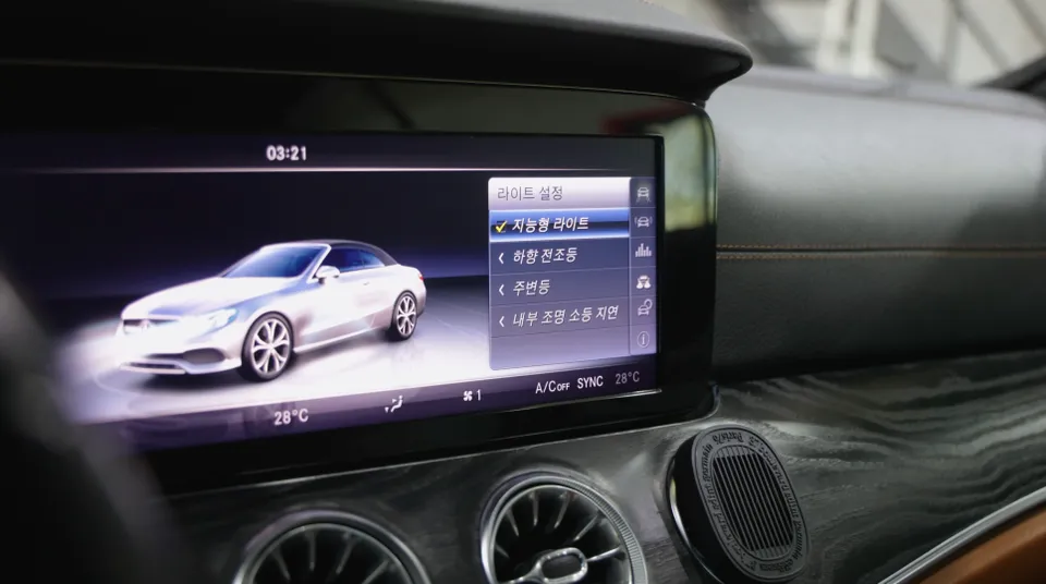 Mercedes-Benz E-Class Ambient Lighting Upgrade — Enhanced Interio photo 4