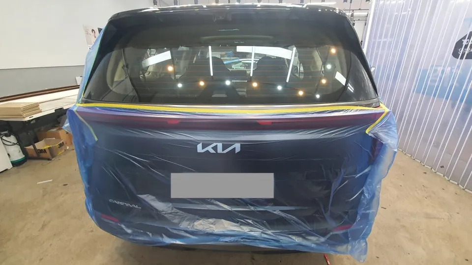 Kia Carnival 4th Gen new car package - Kia Carnival 4th Gen New Car Package Review photo 4