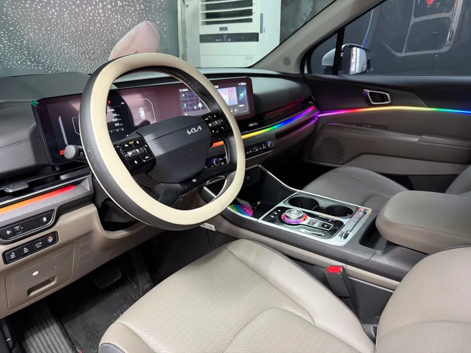 Kia Carnival KA4 ambient lighting - Kia Carnival KA4 Ambient Lighting Review - Cost & Results photo 7