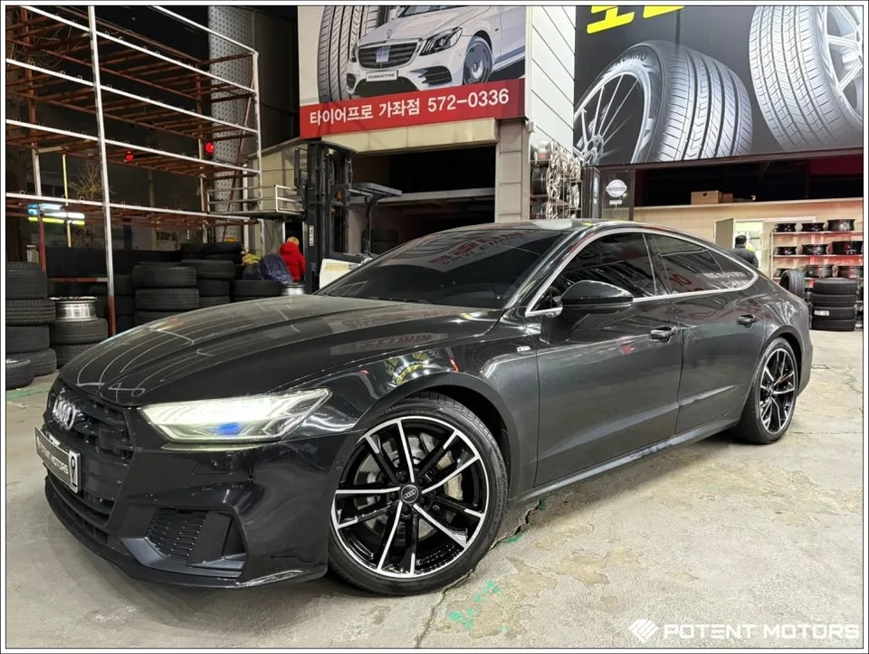 Audi A7のホイールリペア・塗装事例 施工写真 1-2