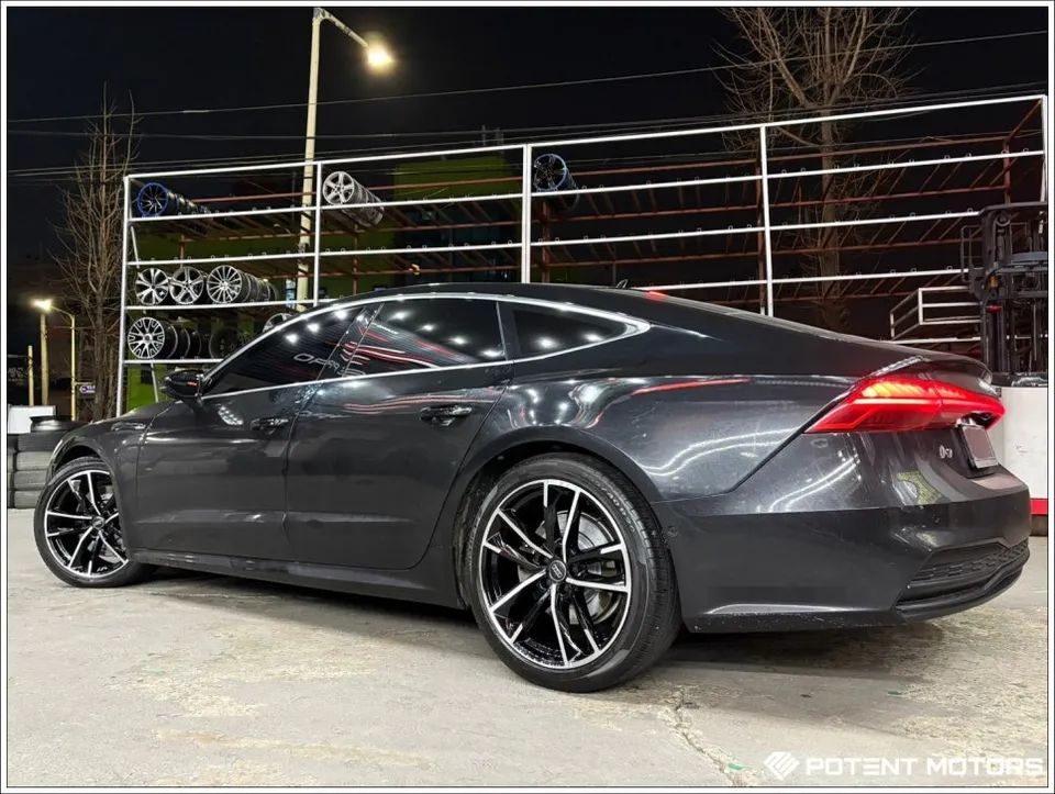 Audi A7のホイールリペア・塗装事例 施工写真 1-3