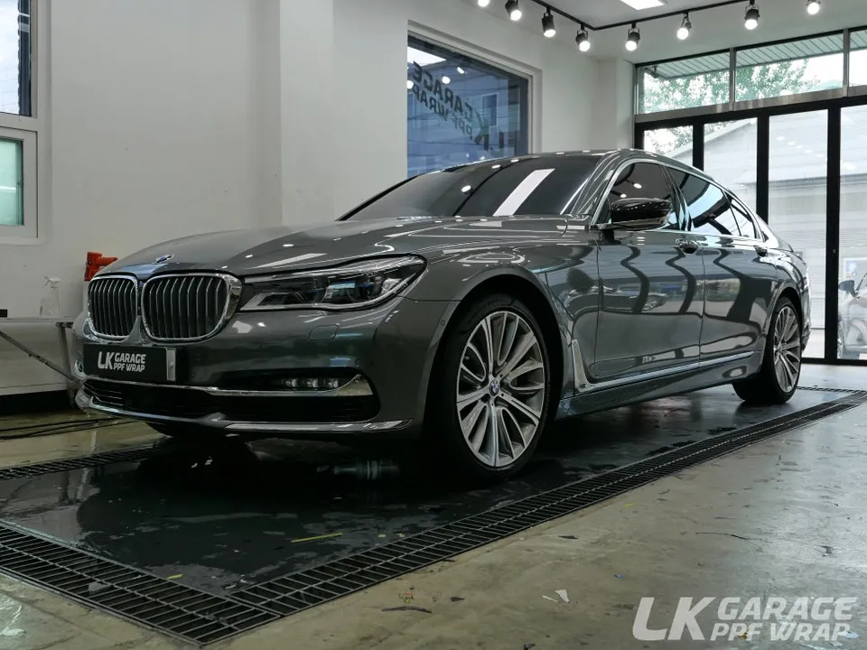 BMW 7 SeriesのPPF施工事例|費用目安・仕上がり 施工写真 2-2