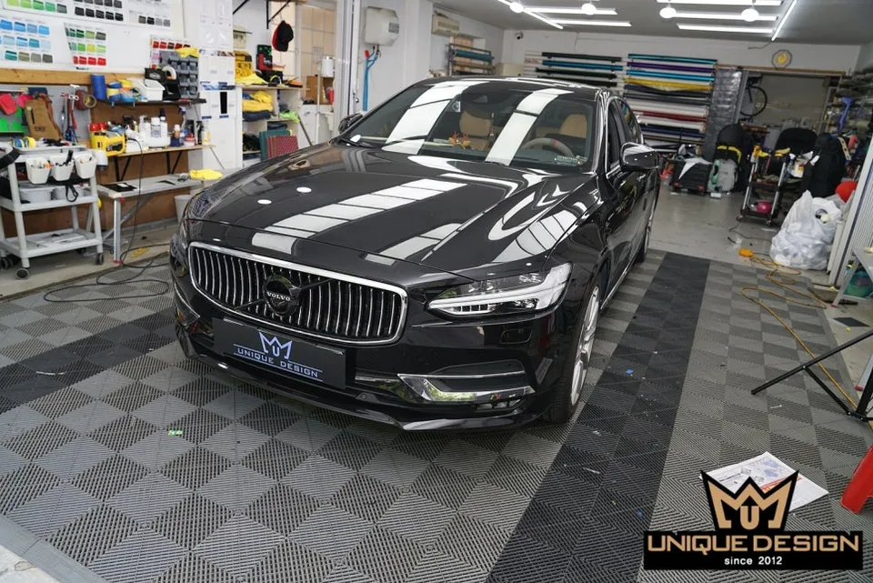 Volvo S90のカーラッピング事例 施工写真 3