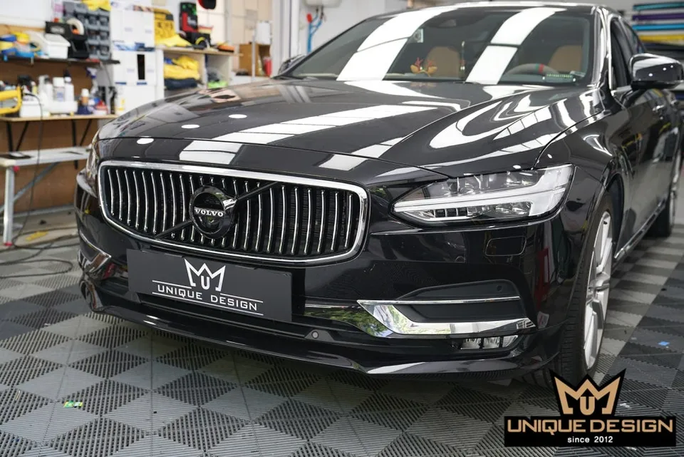 Volvo S90のカーラッピング事例 施工写真 4