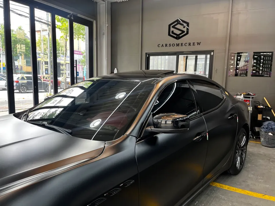 Maserati Ghibliのカーフィルム施工事例|費用目安・仕上がり 施工写真 1-1