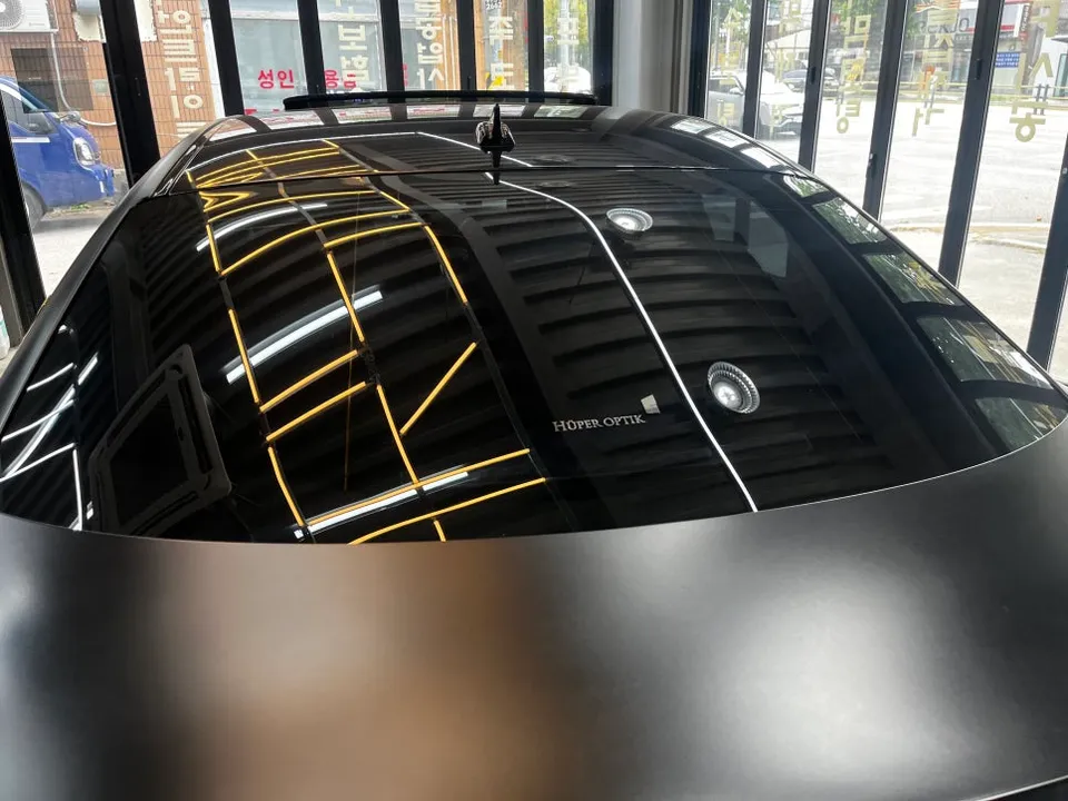 Maserati Ghibliのカーフィルム施工事例|費用目安・仕上がり 施工写真 3-1