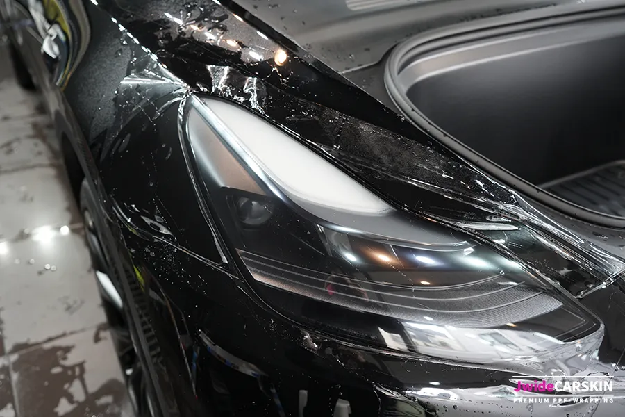 Tesla Model YのPPF施工事例|費用目安と仕上がり 施工写真 1-3