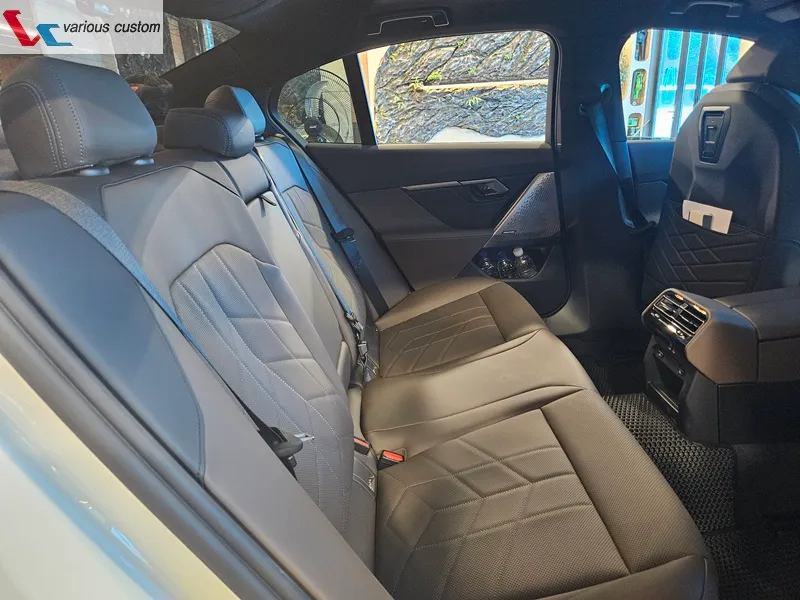 BMW 5 Series G60 interior customization - BMW 5 Series G60 Interior Customization Review photo 3
