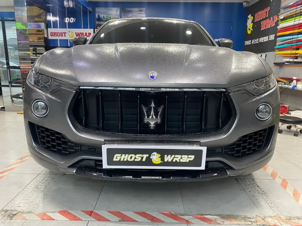 Maserati Levanteのカーラッピング事例｜費用目安・仕上がり 施工写真 1-1