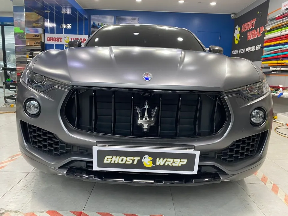 Maserati Levanteのカーラッピング事例｜費用目安・仕上がり 施工写真 1-3
