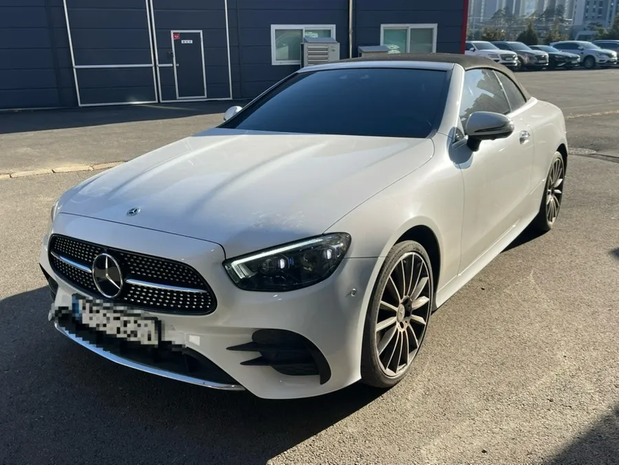 Mercedes-Benz E-Class Cabrioletのホイールリペア・塗装事例 施工写真 2