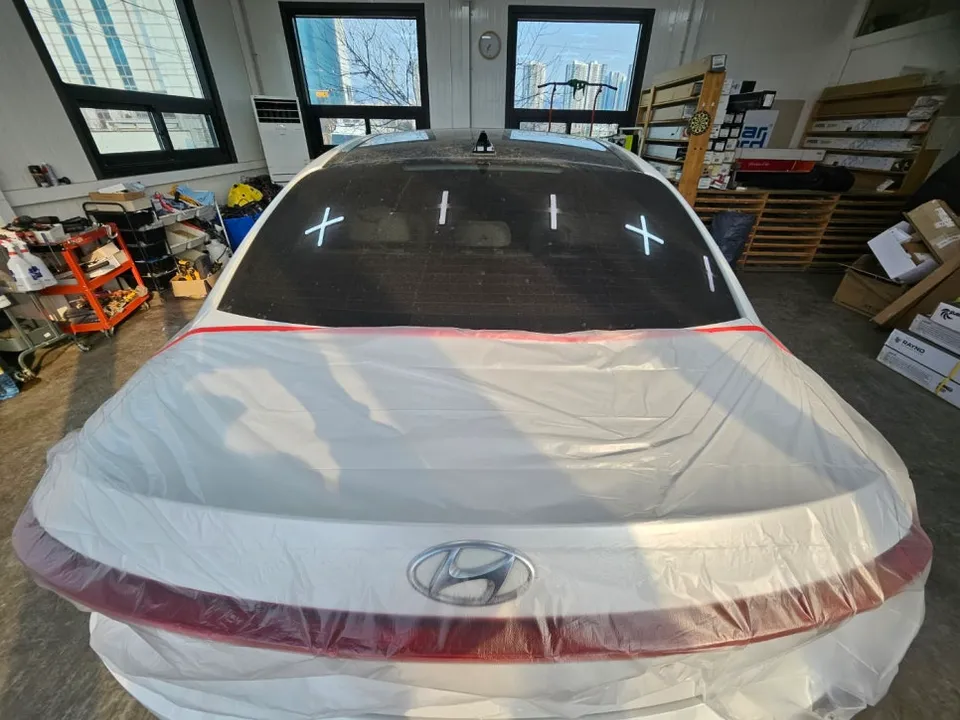 Hyundai The New Grandeur カーフィルム施工事例｜熱遮断効果 施工写真 3-2