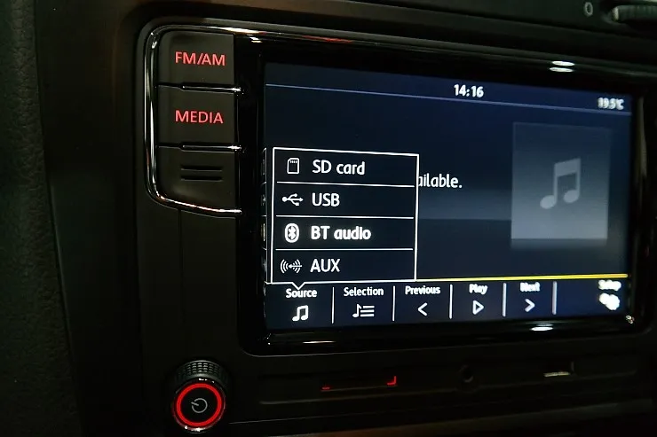 Volkswagen Golf 6th Gen car audio - Volkswagen Golf 6th Gen Car Audio Upgrade Review photo 5