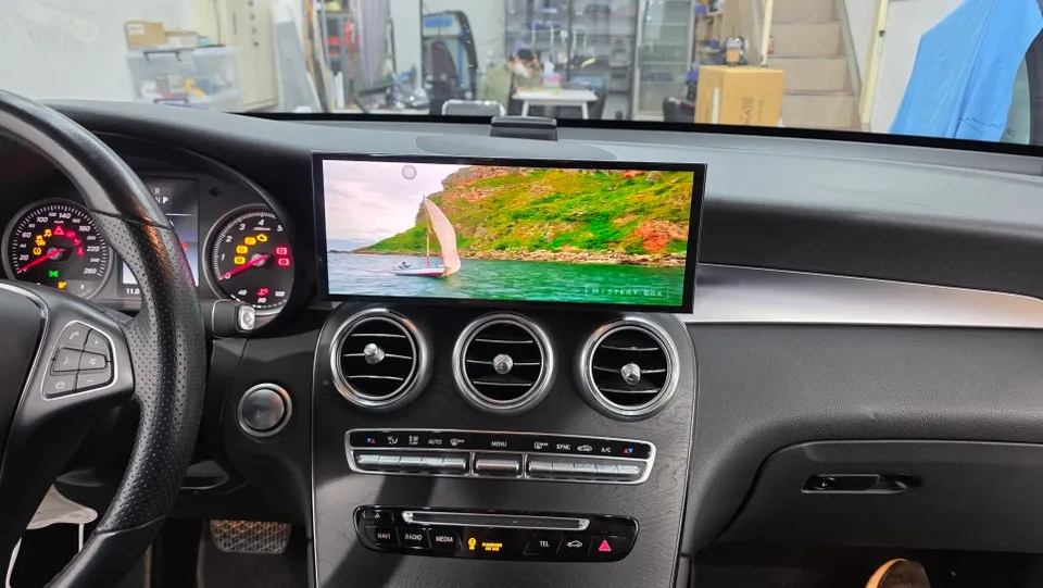 Mercedes-Benz GLC android head unit - Mercedes-Benz GLC Android Head Unit Upgrade Review photo 4
