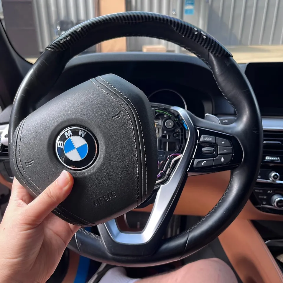 BMW 5 Series G30 steering wheel - BMW G30 5 Series Steering Wheel Customization Review photo 4