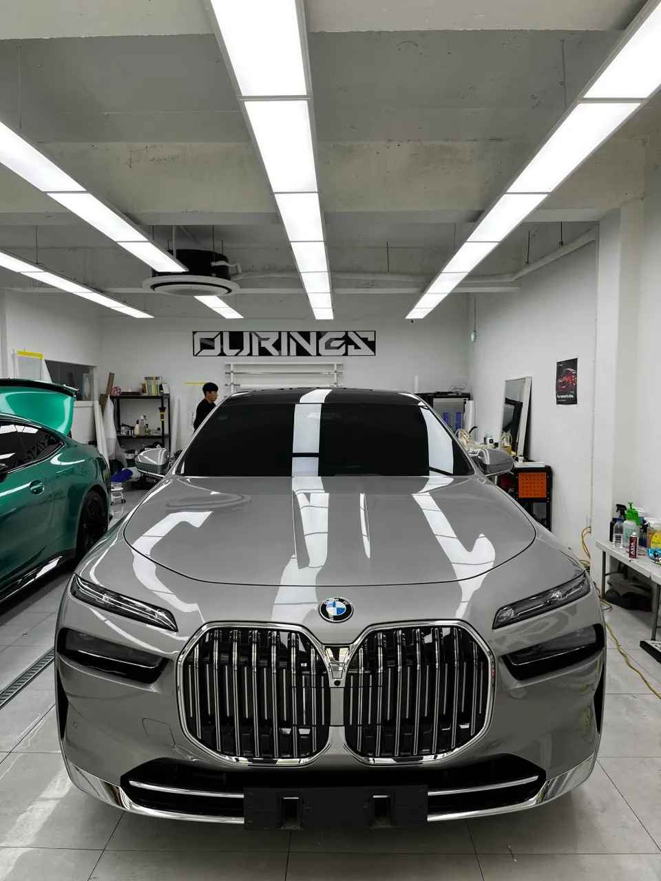 BMW 7 Seriesのカーラッピング事例｜費用目安・仕上がり 施工写真 1-1