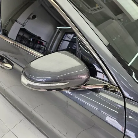BMWのカーラッピング事例 施工写真 2-1