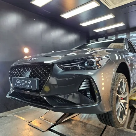 BMWのカーラッピング事例 施工写真 1-2