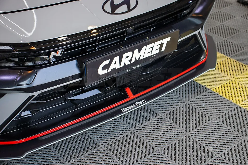 Hyundai Elantra Nのカーラッピング事例｜費用目安・仕上がり 施工写真 1-1