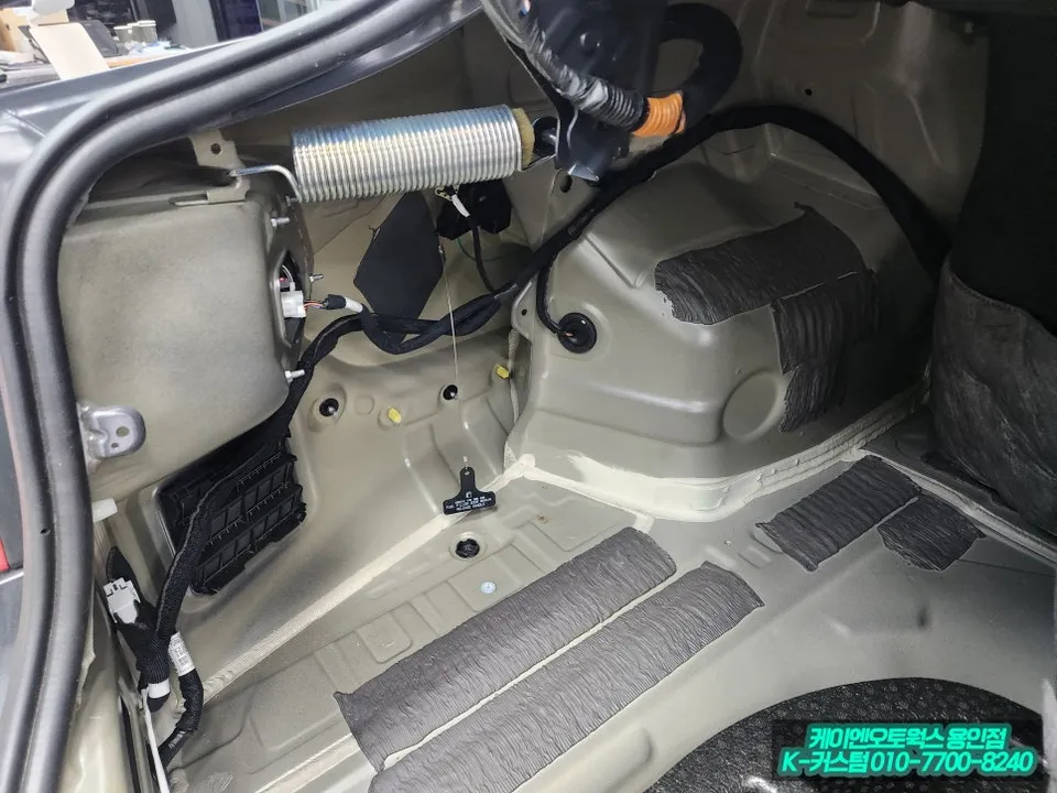 Hyundai Grandeur IG oem options - Hyundai Grandeur IG Power Tailgate Retrofit Review photo 5