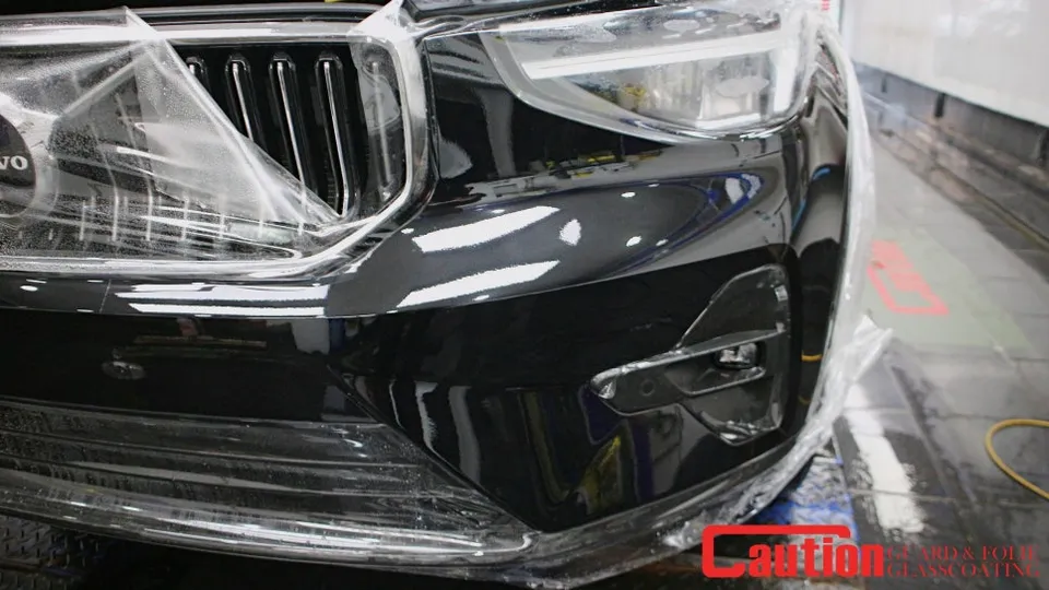 Volvo XC40 PPF施工事例｜費用目安と仕上がり 施工写真 3-2