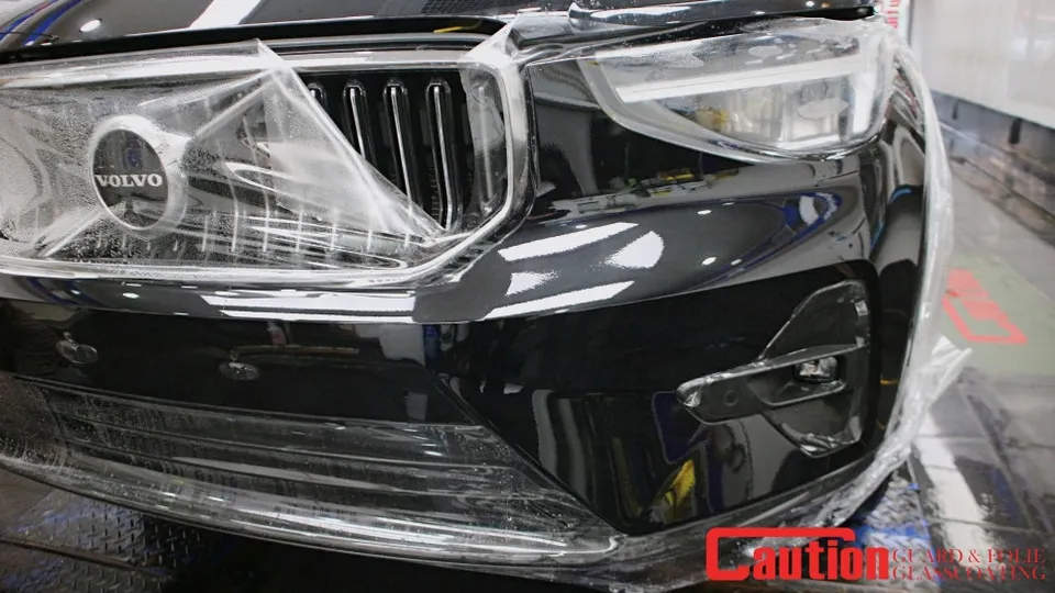 Volvo XC40 PPF施工事例｜費用目安と仕上がり 施工写真 1-3