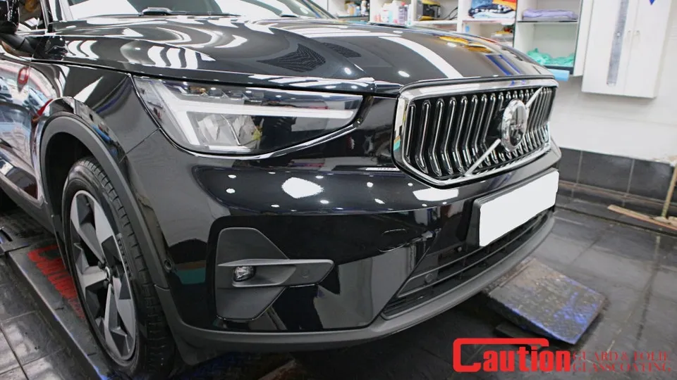 Volvo XC40 PPF施工事例｜費用目安と仕上がり 施工写真 3-3