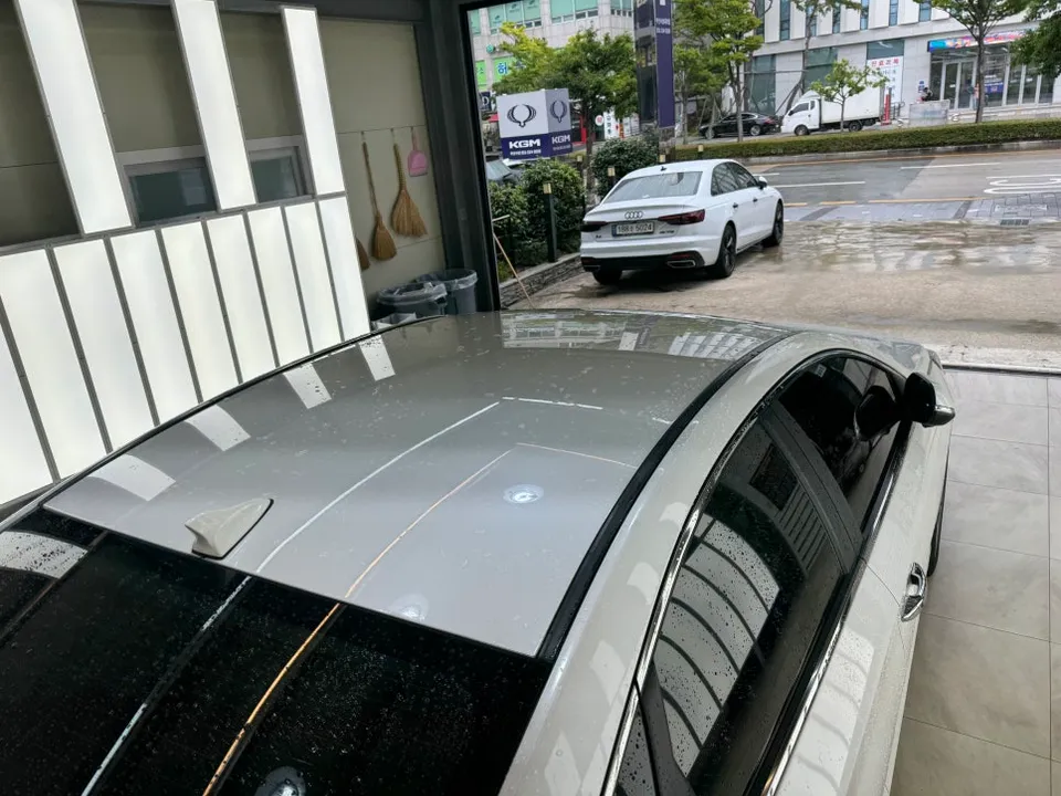 Hyundai Sonata vinyl wrap - Hyundai Sonata Vinyl Wrap Review - Gloss Black Roof photo 3