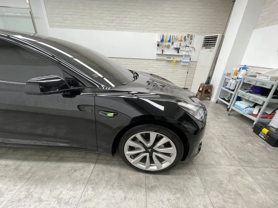 Tesla Model 3 PPF施工事例|費用目安と仕上がり 施工写真 3-3