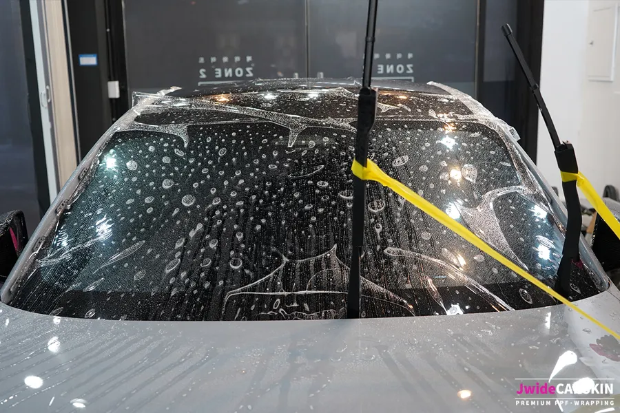BMW M3 ppf - BMW M3 PPF Review: Track Ready Windshield Protection photo 6