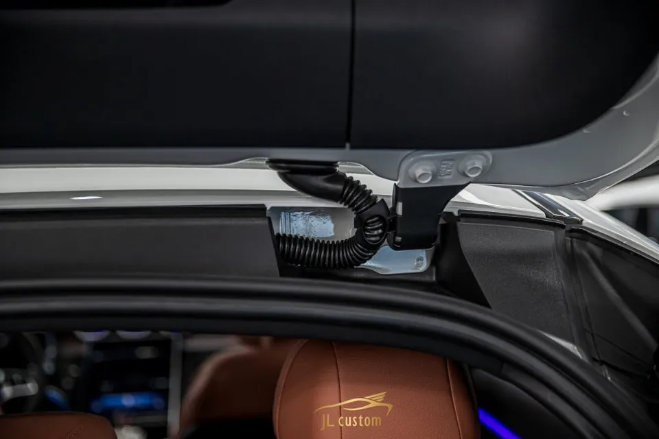 Mercedes-Benz GLC dash cam navigation - Mercedes-Benz GLC Dashcam & Navigation Upgrade photo 5
