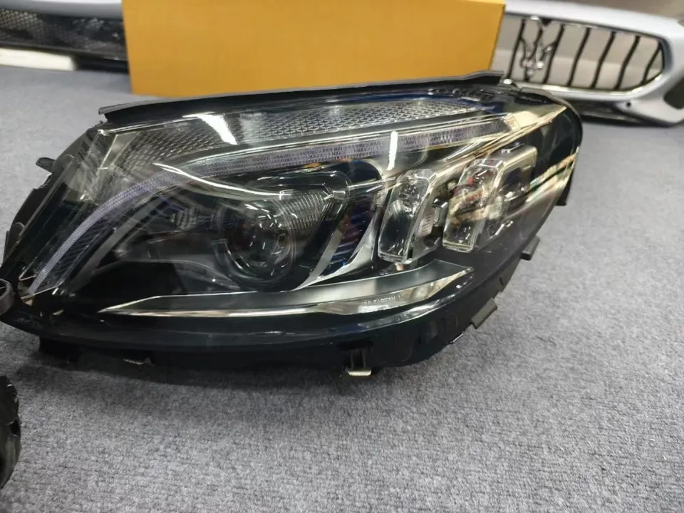 Mercedes-Benz C-Class W205 lighting upgrade - Mercedes-Benz C-Class W205 LED Lighting Upgrade Review photo 3