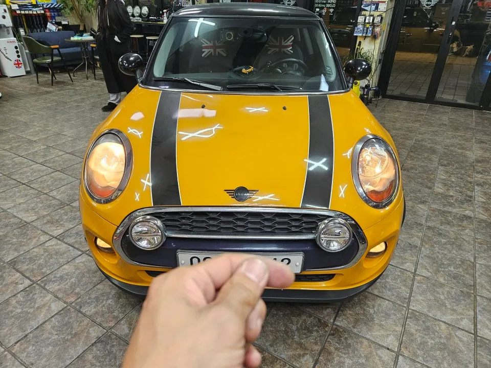 BMW MINI Cooper lighting upgrade installation result