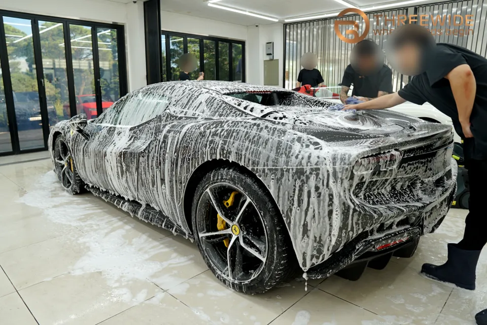 Ferrari 296 GTS PPF施工事例｜費用目安と仕上がり 施工写真 3-1