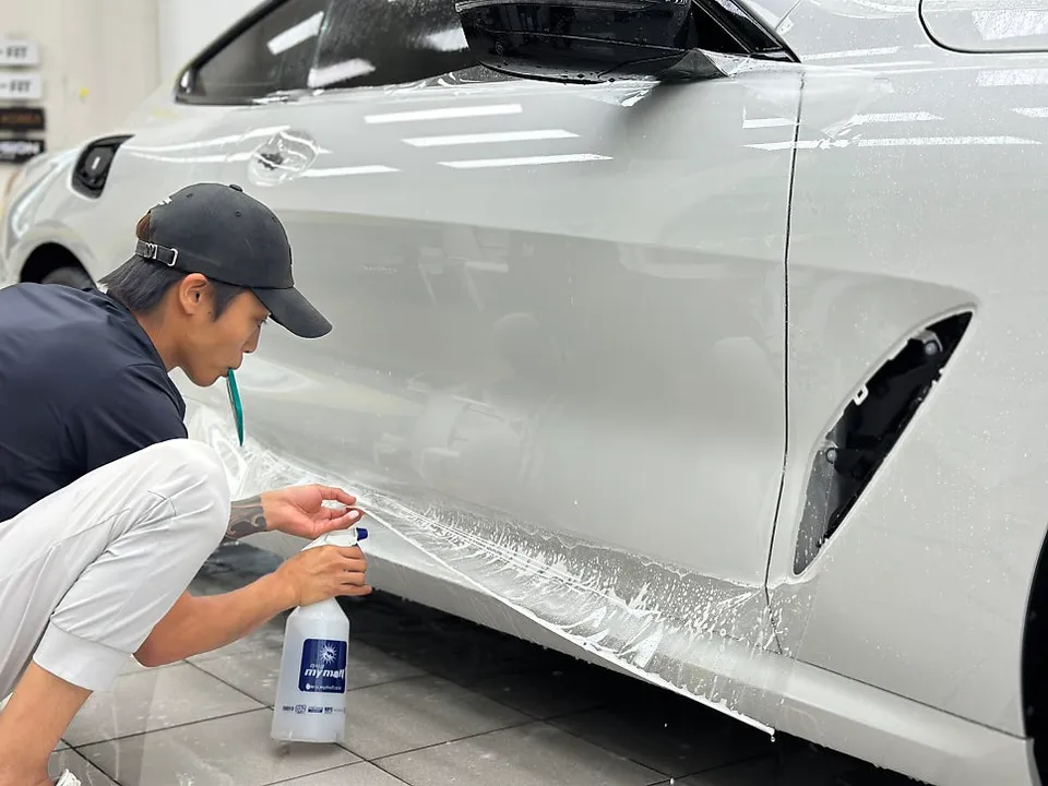 BMW 8 Series PPF施工事例｜韓国での実例紹介 施工写真 2-1