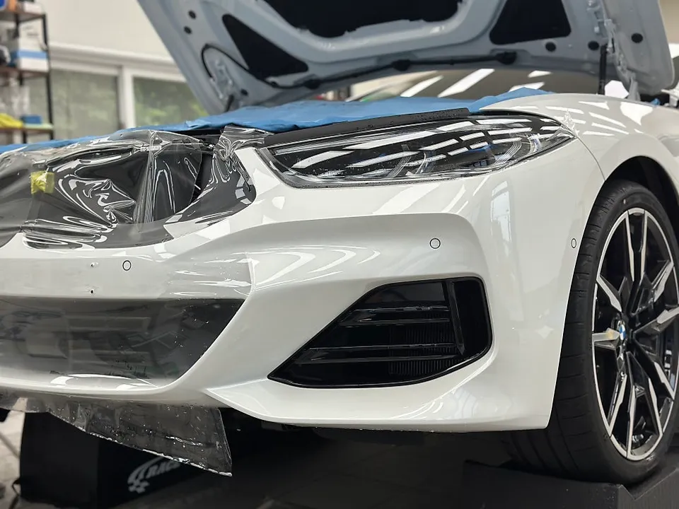 BMW 8 Series PPF施工事例｜韓国での実例紹介 施工写真 2-3