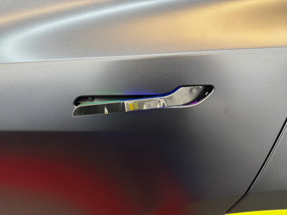 Tesla Juniperの無光PPF施工事例｜費用目安と仕上がり 施工写真 2-3