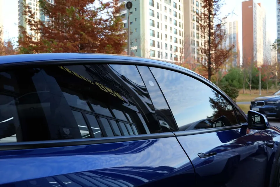 Tesla Model Y PPF施工事例|韓国での実例と費用目安 施工写真 3-2