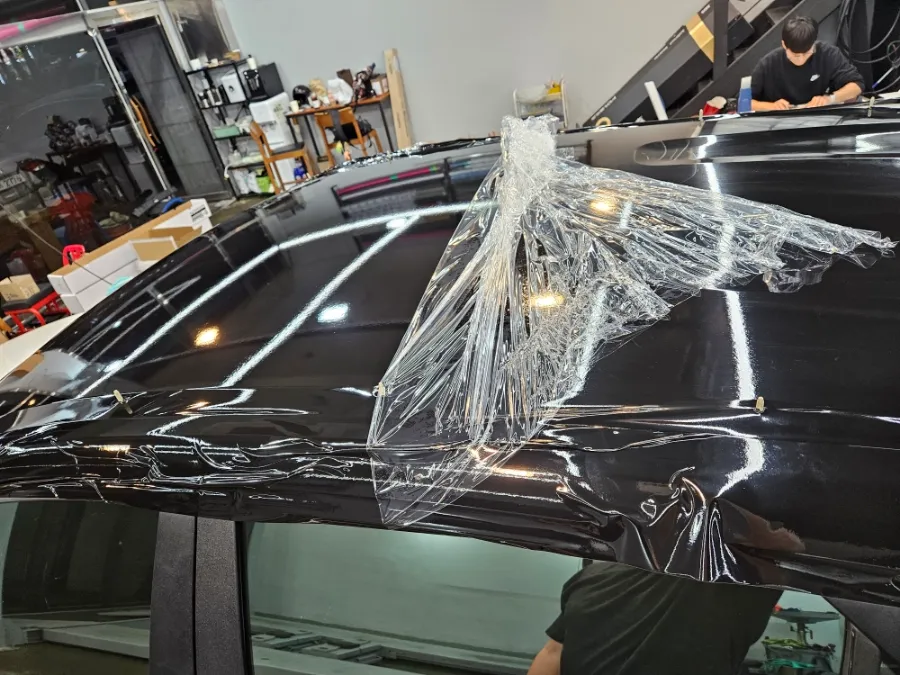 Kia Niroのカーラッピング事例｜費用目安・仕上がり 施工写真 2-2