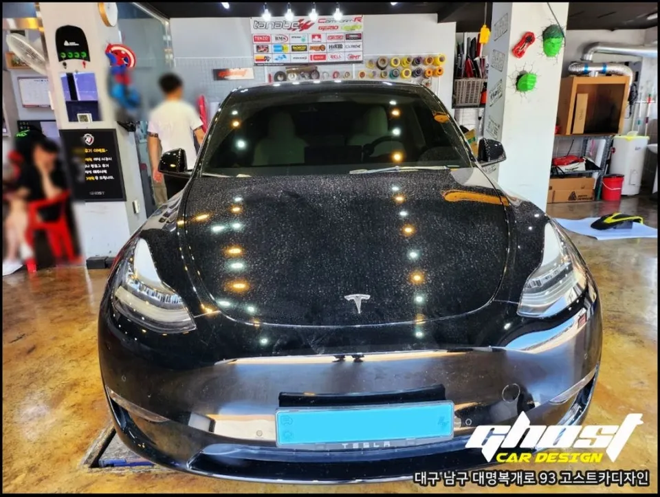 Tesla Model Y caliper painting - Tesla Model Y Caliper Paint Review — Stunning Red Powder Coat photo 4