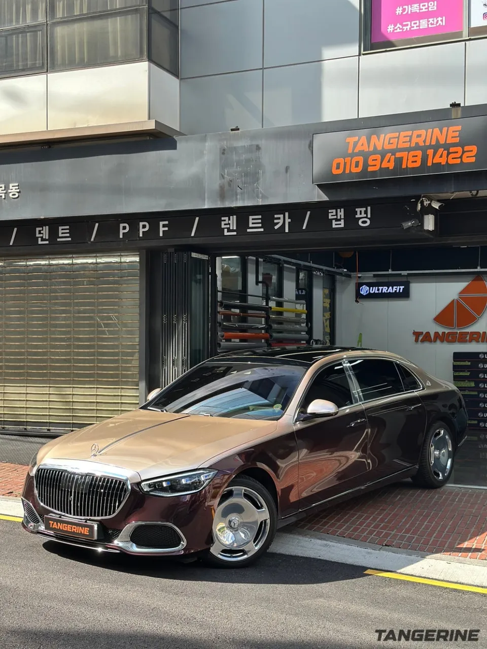メルセデス・マイバッハS580 施工事例:デュオトーンラッピング 施工写真 2-1