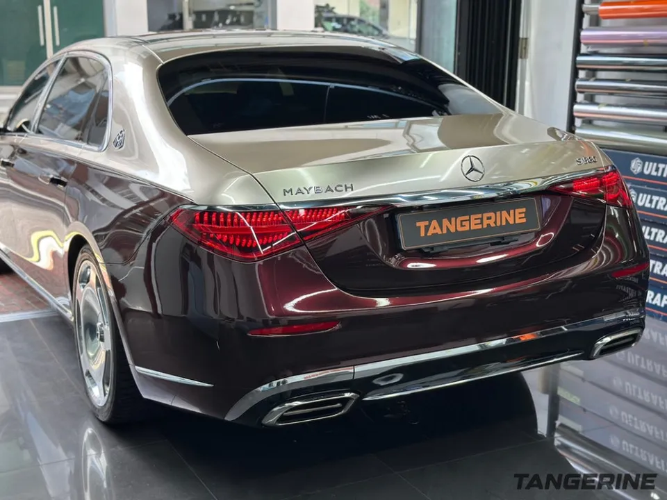 メルセデス・マイバッハS580 施工事例:デュオトーンラッピング 施工写真 3-2