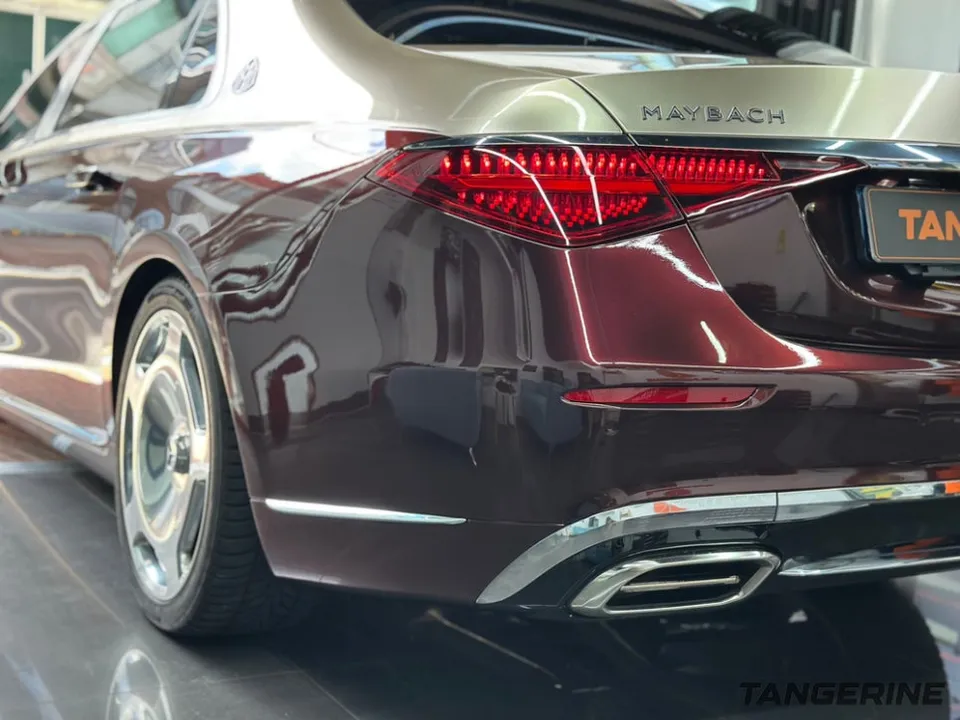 メルセデス・マイバッハS580 施工事例:デュオトーンラッピング 施工写真 1-3